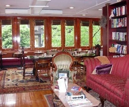 The Townhouse Inn Of Chelsea นิวยอร์ก ภายนอก รูปภาพ