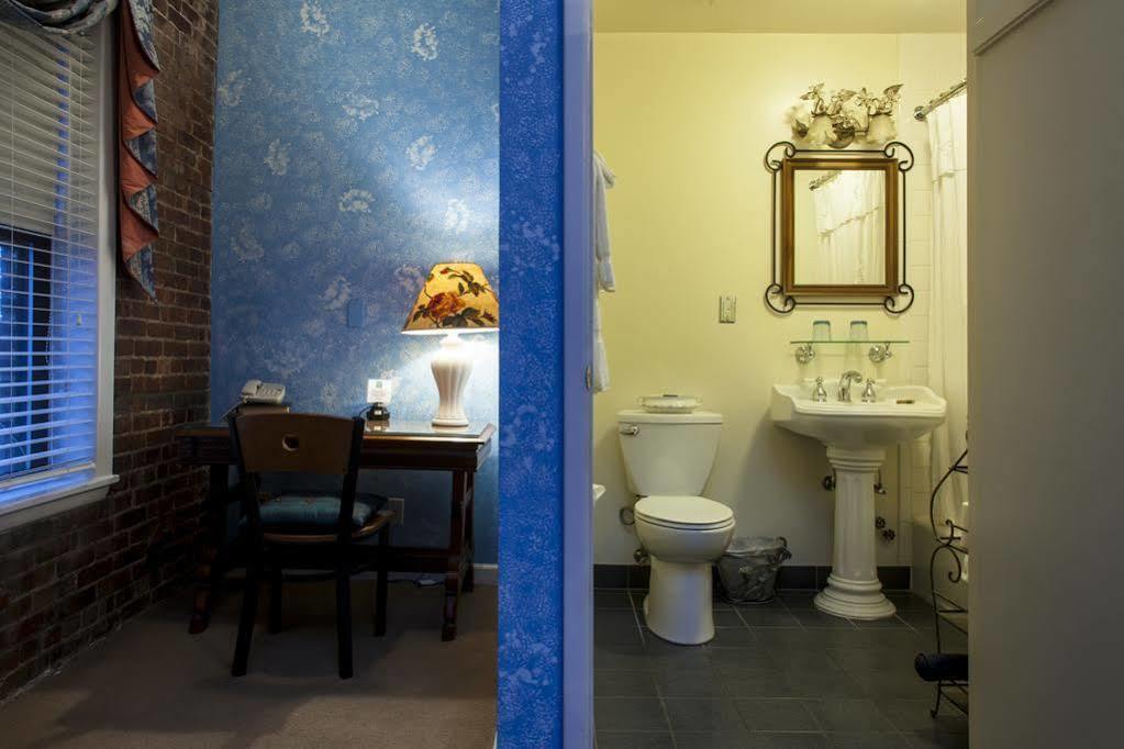 The Townhouse Inn Of Chelsea นิวยอร์ก ภายนอก รูปภาพ